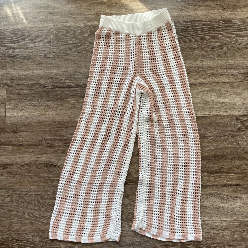 Crochet cover-up pants by runway scout tanning white, vertical stripes size 10